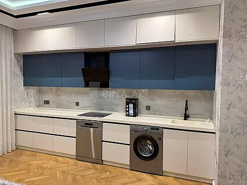 Kirayə verilir 2 otaqlı mənzil 95 m²