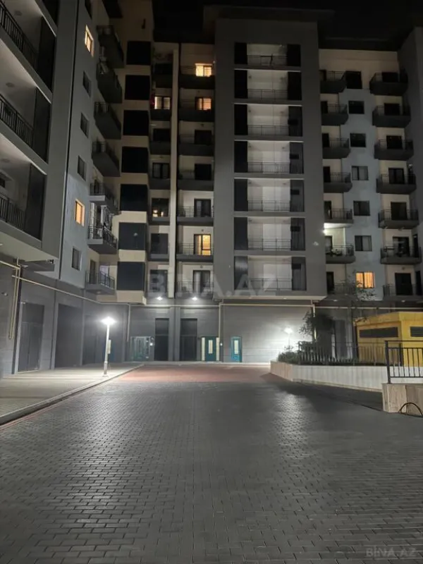 Kirayə verilir 2 otaqlı mənzil 95 m²