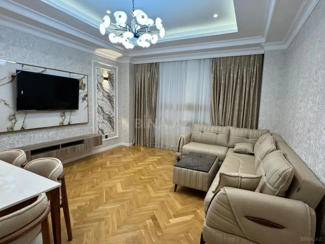 Kirayə verilir 2 otaqlı mənzil 95 m²