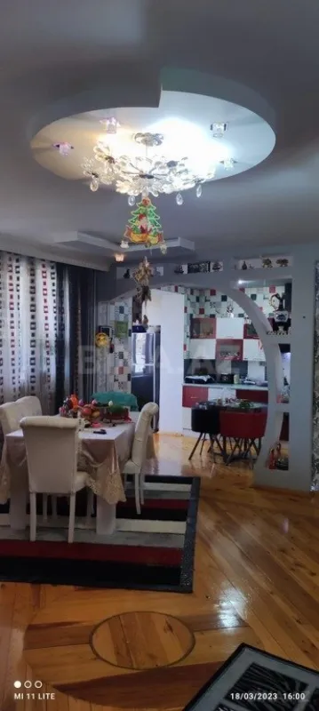 Satılır 3 otaqlı mənzil 120 m²