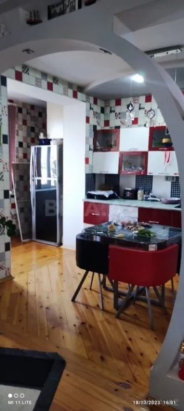 Satılır 3 otaqlı mənzil 120 m²