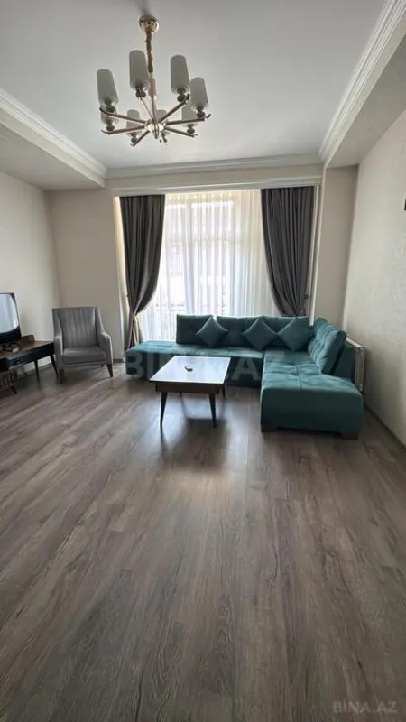 Kirayə verilir 3 otaqlı mənzil 120 m²