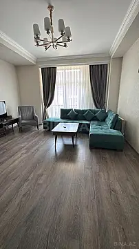 Kirayə verilir 3 otaqlı mənzil 120 m²