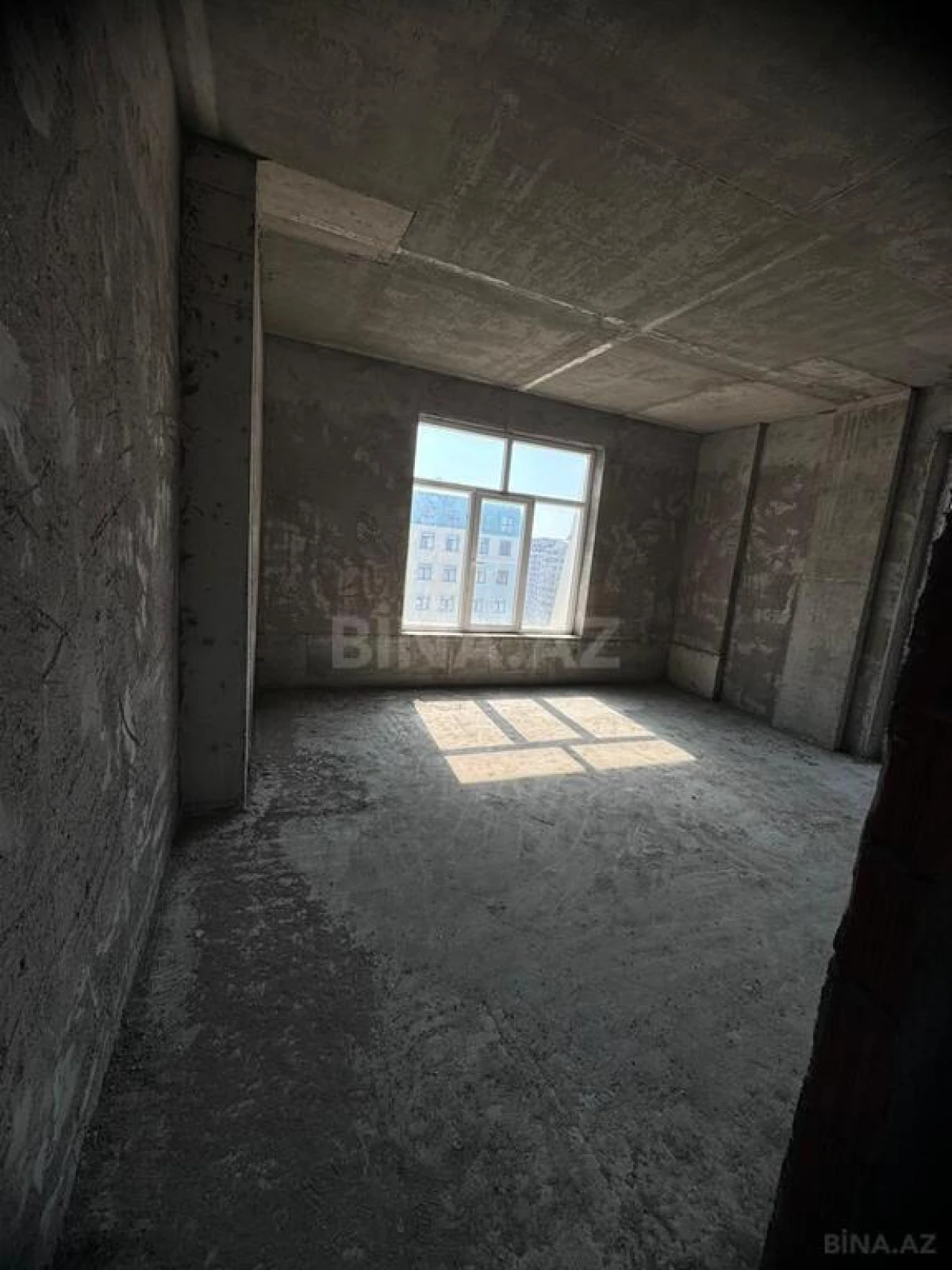 Satılır 2 otaqlı mənzil 70 m²