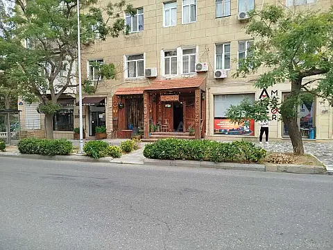 Satılır obyekt 90 m² — Bakı 90.00 m²