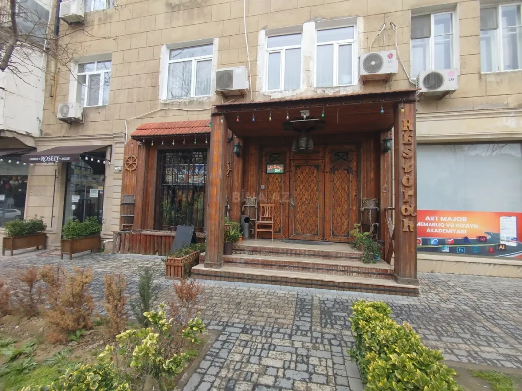 Satılır obyekt 90 m²