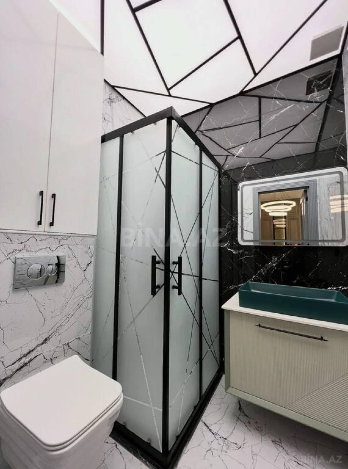 Satılır 2 otaqlı mənzil 77 m²