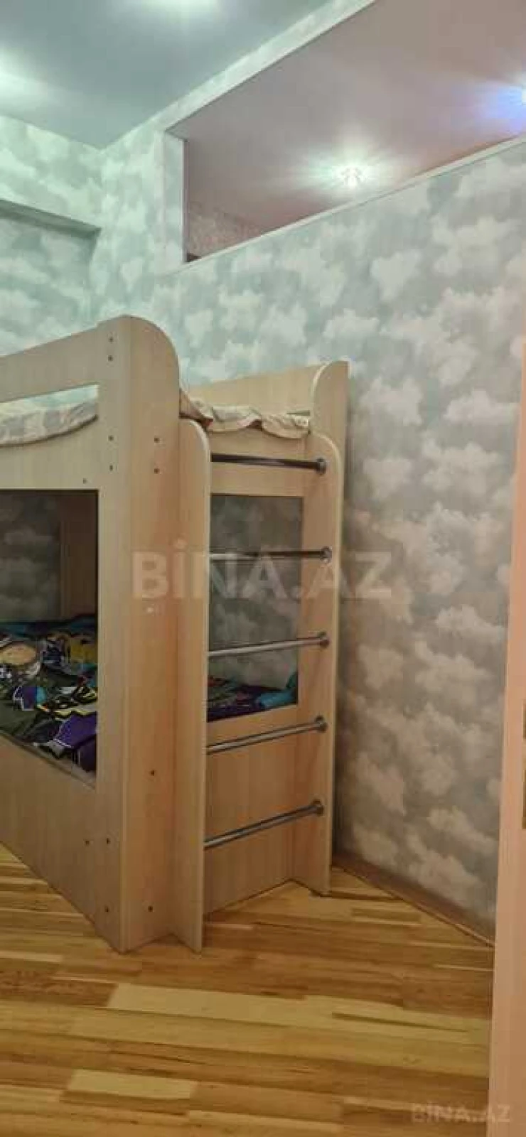 Satılır 2 otaqlı mənzil 70 m²