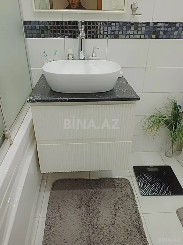 Satılır 2 otaqlı mənzil 55 m²