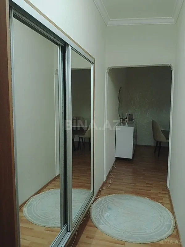 Satılır 2 otaqlı mənzil 55 m²