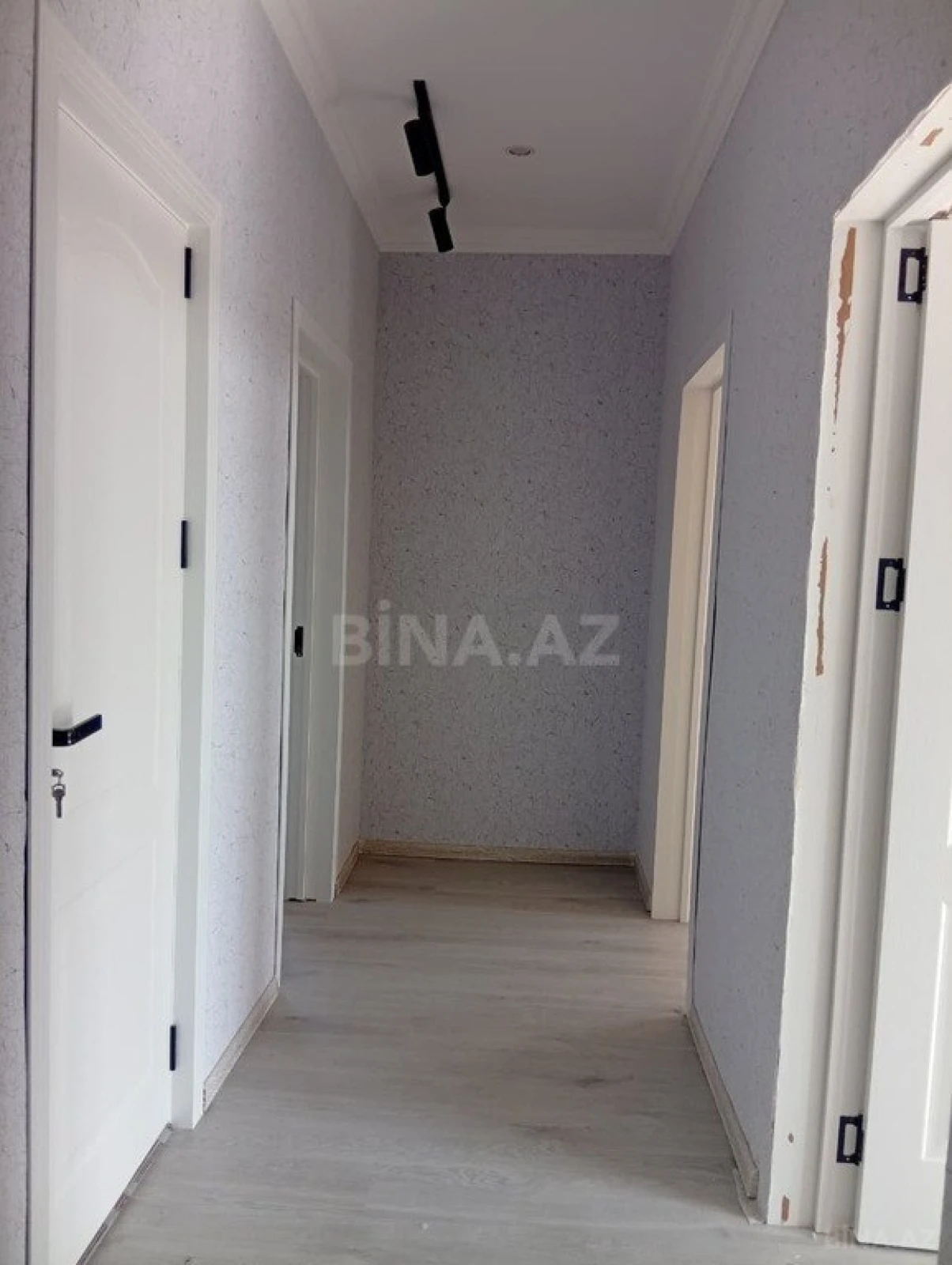 Satılır 4 otaqlı həyət evi 155 m²
