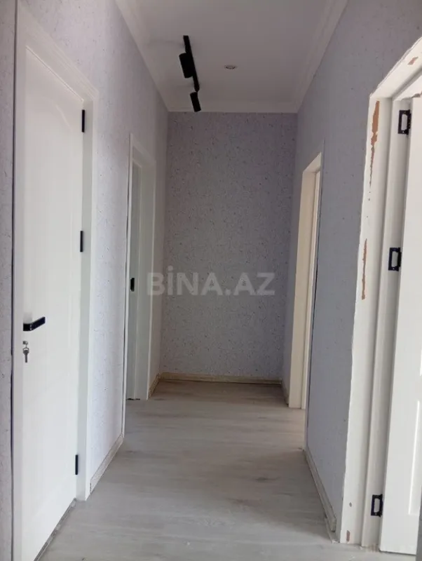 Satılır 4 otaqlı həyət evi 155 m²