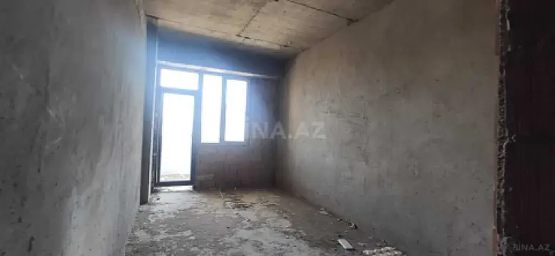 Satılır 3 otaqlı mənzil 122 m²