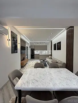 Kirayə verilir 2 otaqlı mənzil 70 m²