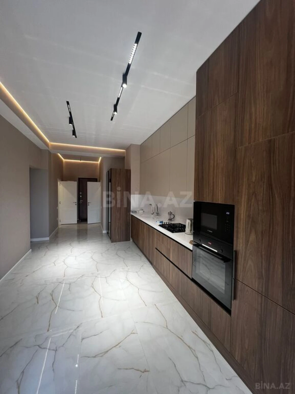 Satılır 2 otaqlı mənzil 87 m²