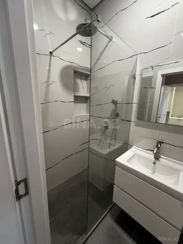 Satılır 2 otaqlı mənzil 87 m²