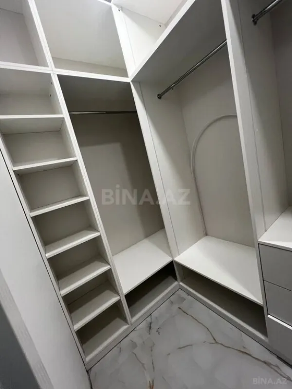 Satılır 2 otaqlı mənzil 87 m²