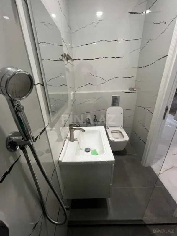 Satılır 2 otaqlı mənzil 87 m²