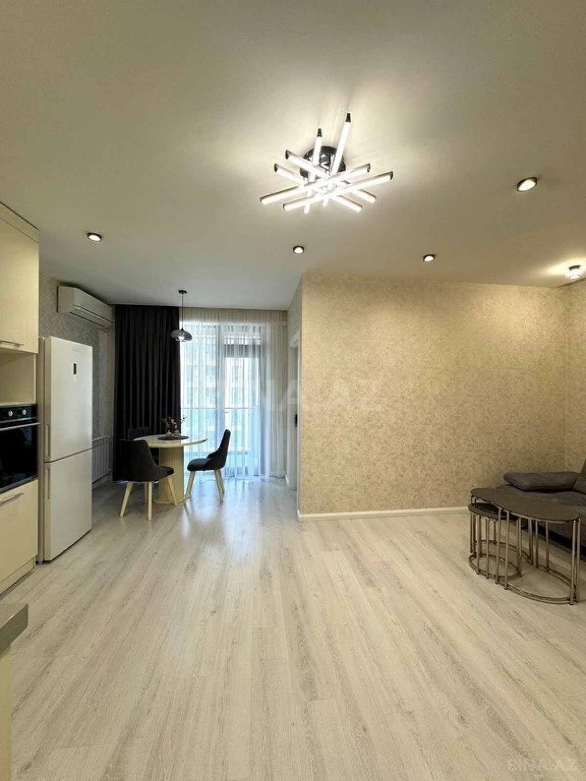 Satılır 2 otaqlı mənzil 60 m²