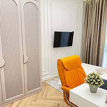 Kirayə verilir 4 otaqlı mənzil 150 m²