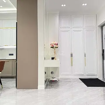 Kirayə verilir 4 otaqlı mənzil 150 m²