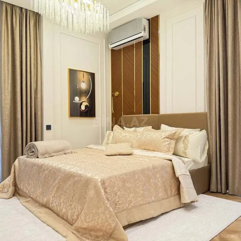 Kirayə verilir 4 otaqlı mənzil 150 m²