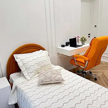 Kirayə verilir 4 otaqlı mənzil 150 m²