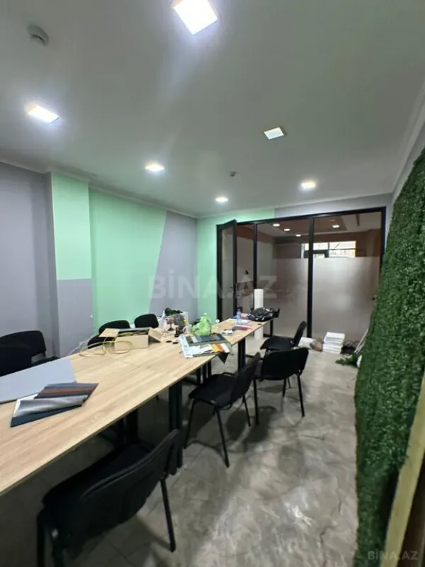 Satılır obyekt 400 m²