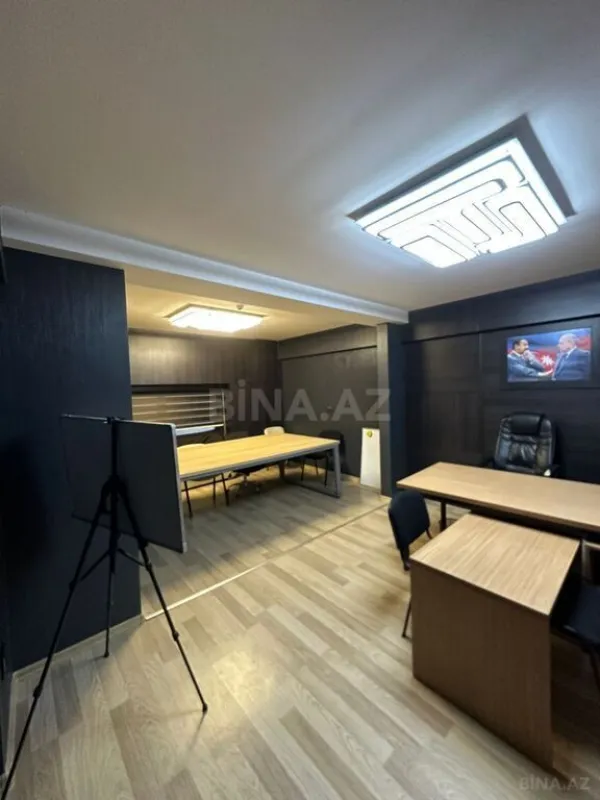 Satılır obyekt 400 m²