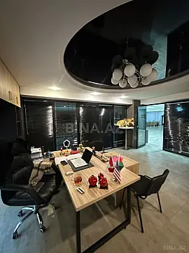 Satılır obyekt 400 m²