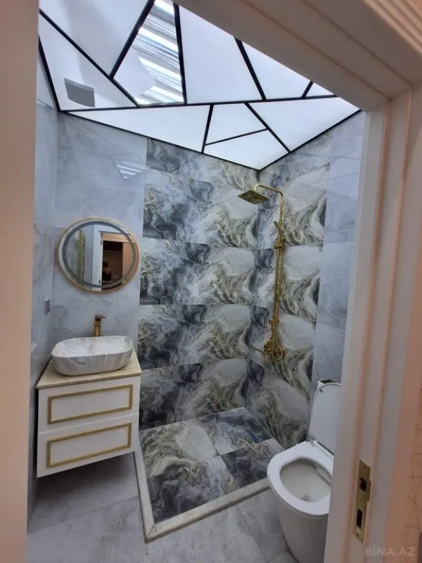 Satılır 2 otaqlı mənzil 67 m²