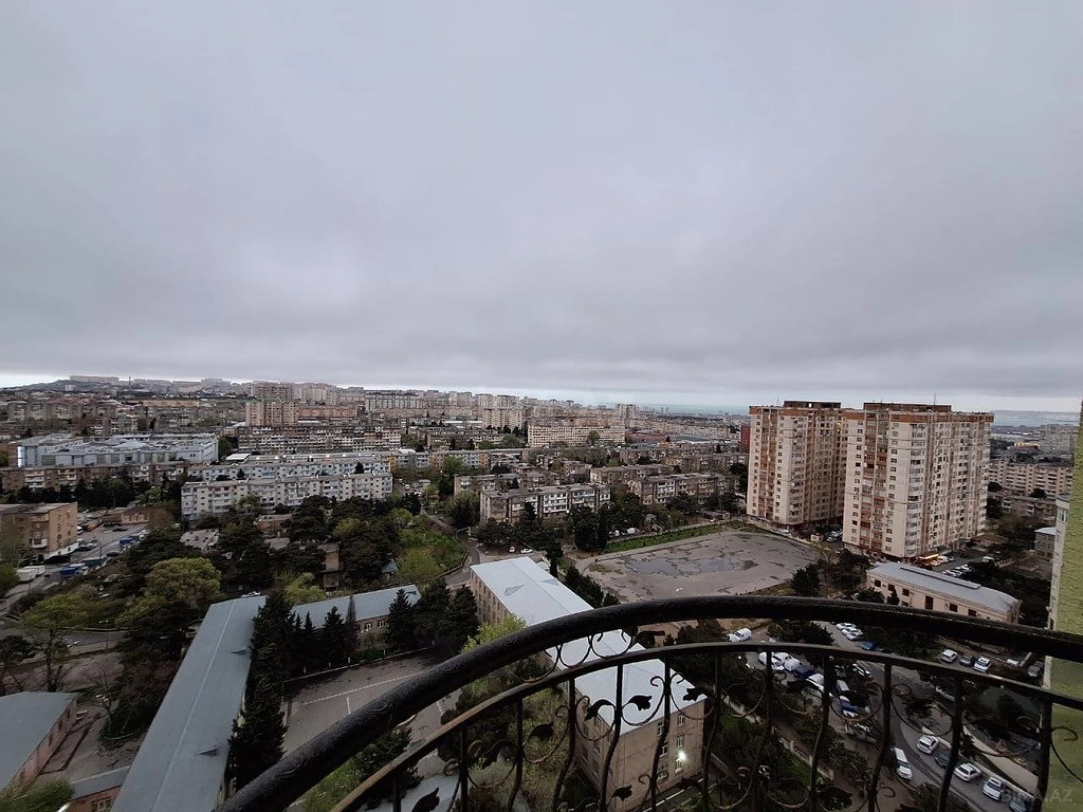 Satılır 2 otaqlı mənzil 67 m²