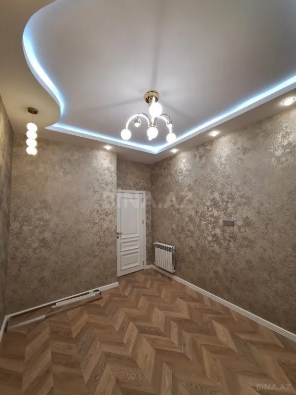 Satılır 2 otaqlı mənzil 67 m²