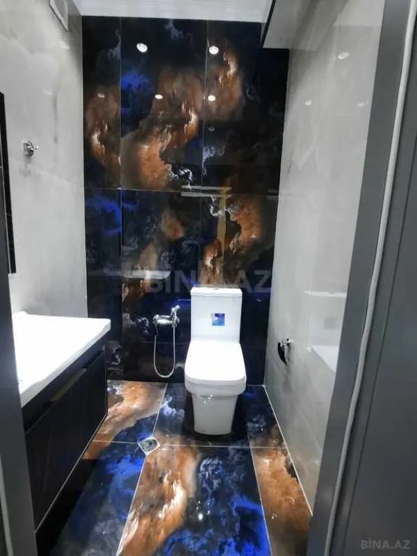 Satılır 3 otaqlı mənzil 153 m²