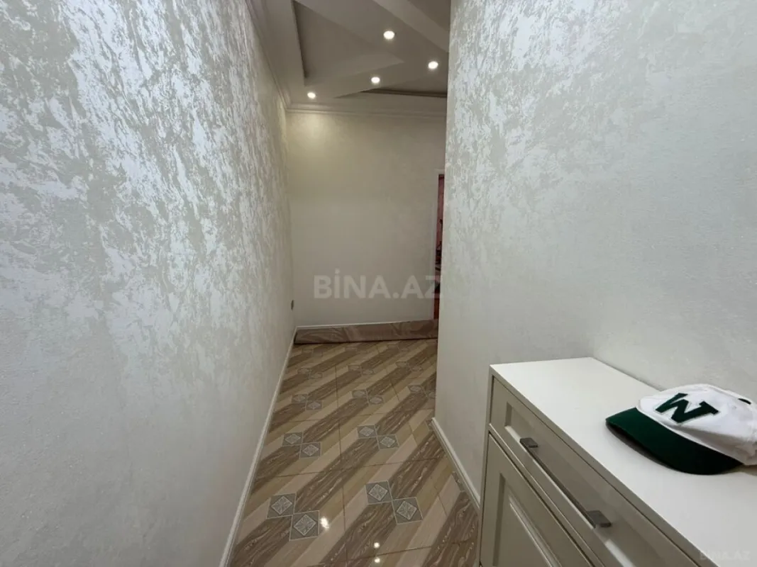 Satılır 3 otaqlı mənzil 103 m²