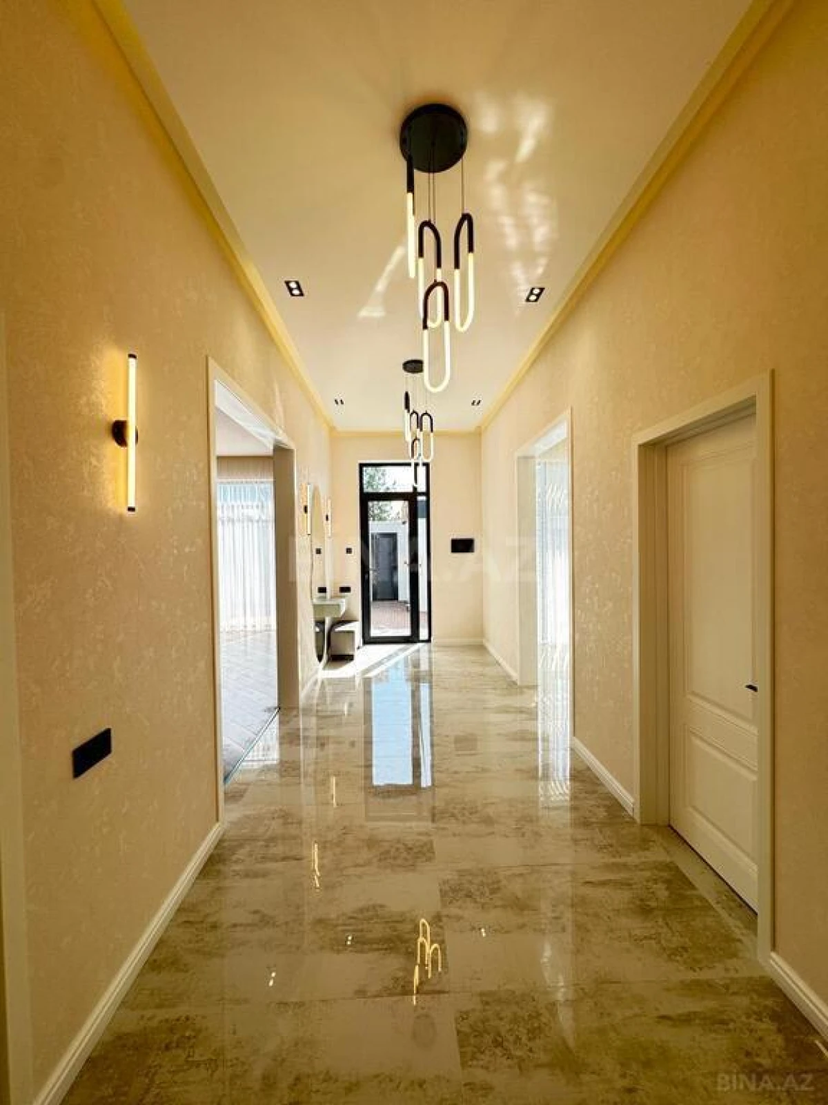 Satılır 4 otaqlı həyət evi 150 m²