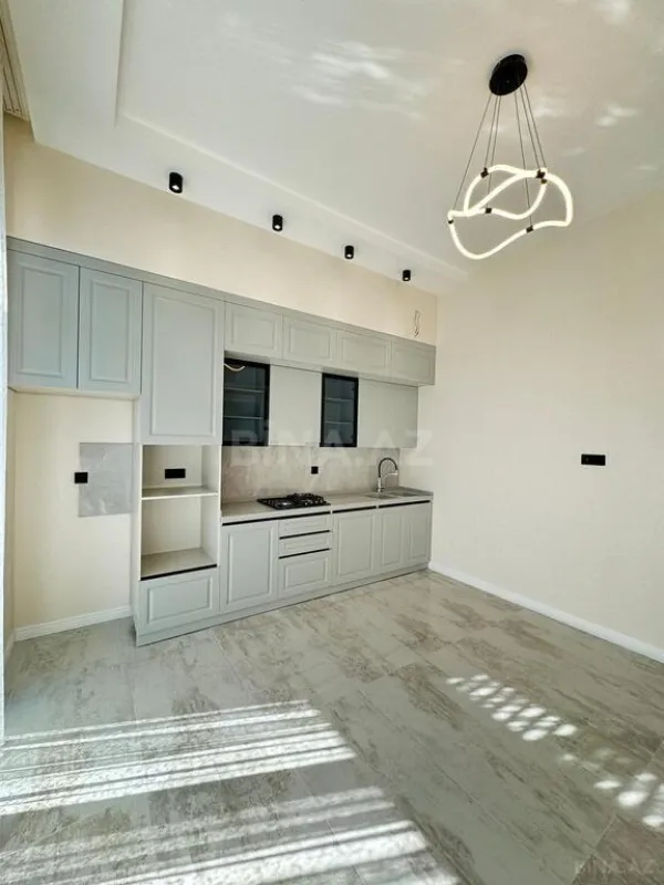 Satılır 4 otaqlı həyət evi 150 m²