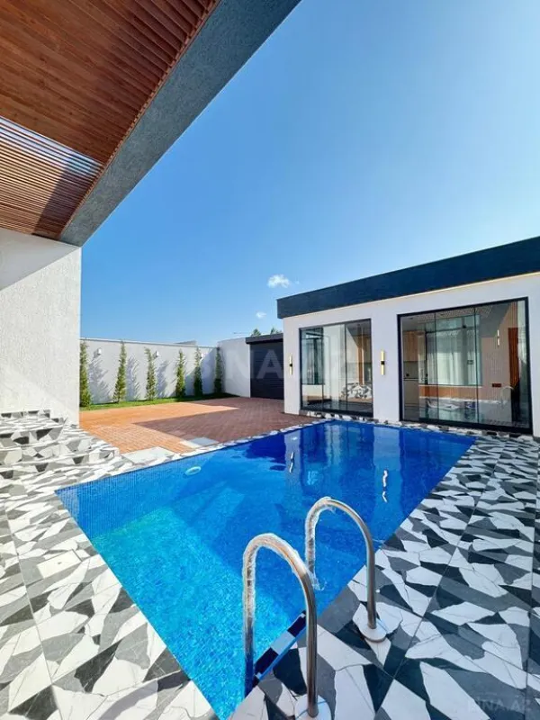 Satılır 4 otaqlı həyət evi 150 m²