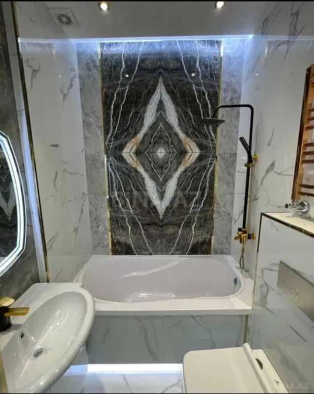 Satılır 2 otaqlı mənzil 78 m²