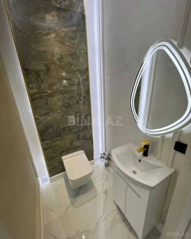 Satılır 2 otaqlı mənzil 78 m²