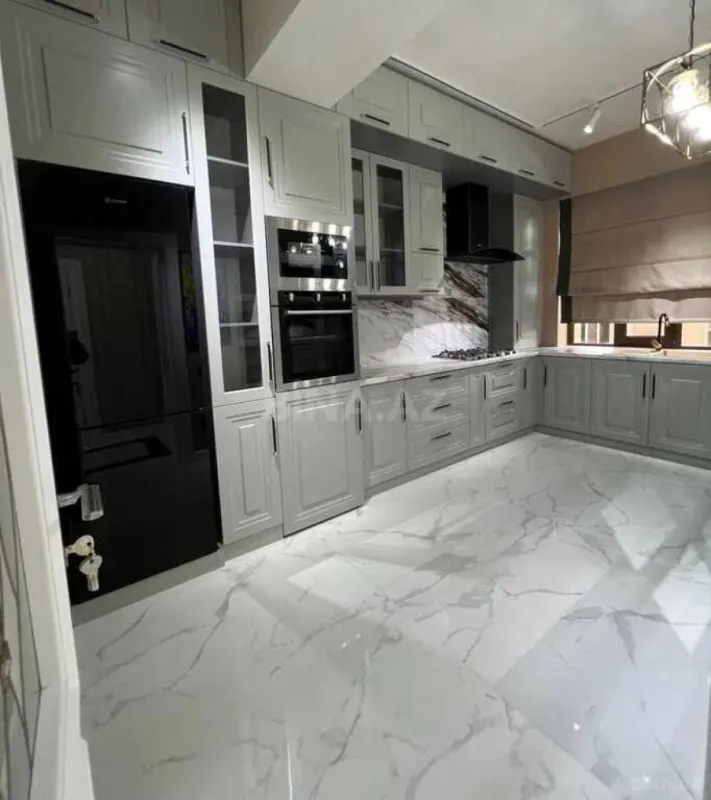 Satılır 2 otaqlı mənzil 78 m²