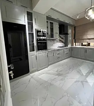 Satılır 2 otaqlı mənzil 78 m²