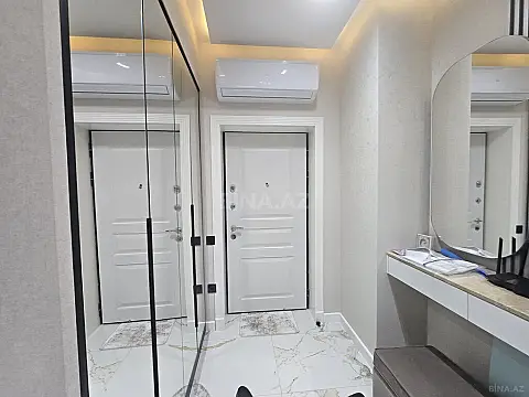 Satılır 2 otaqlı mənzil 84 m²