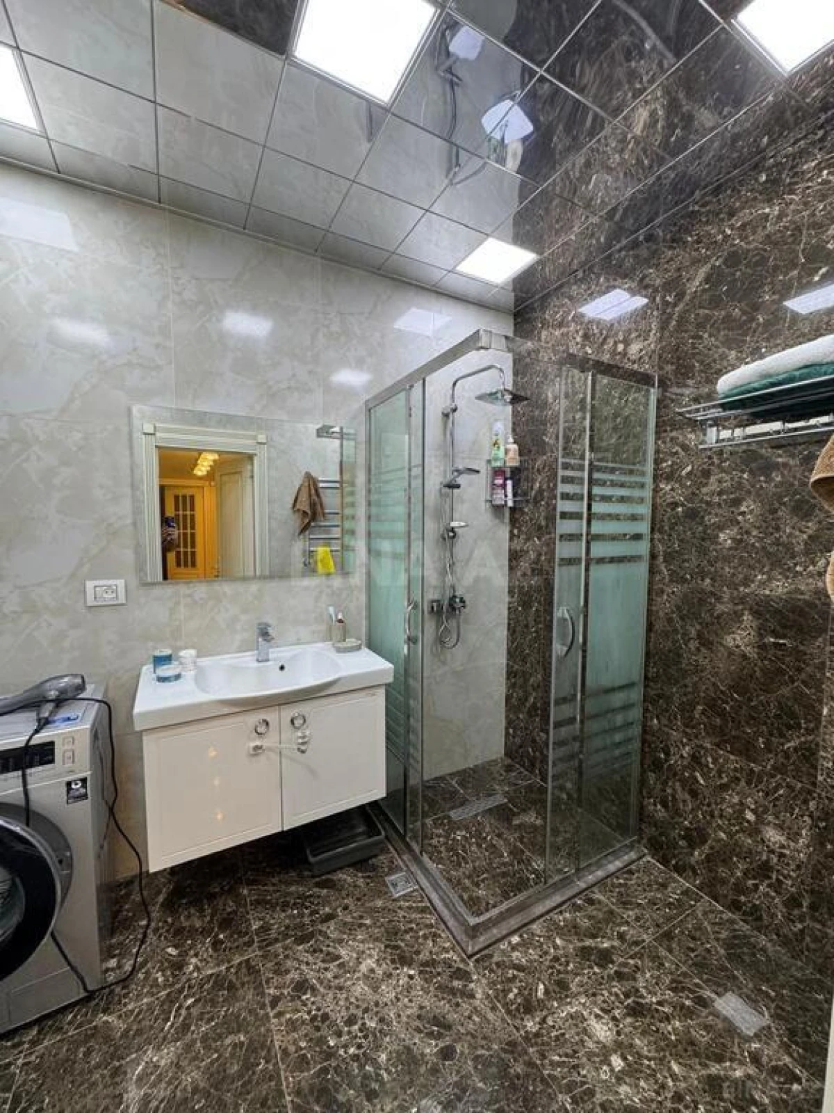 Satılır 3 otaqlı mənzil 100 m²