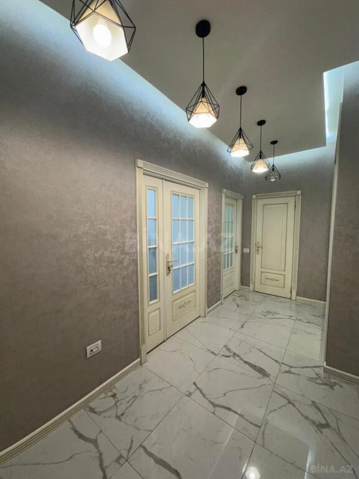 Satılır 3 otaqlı mənzil 100 m²
