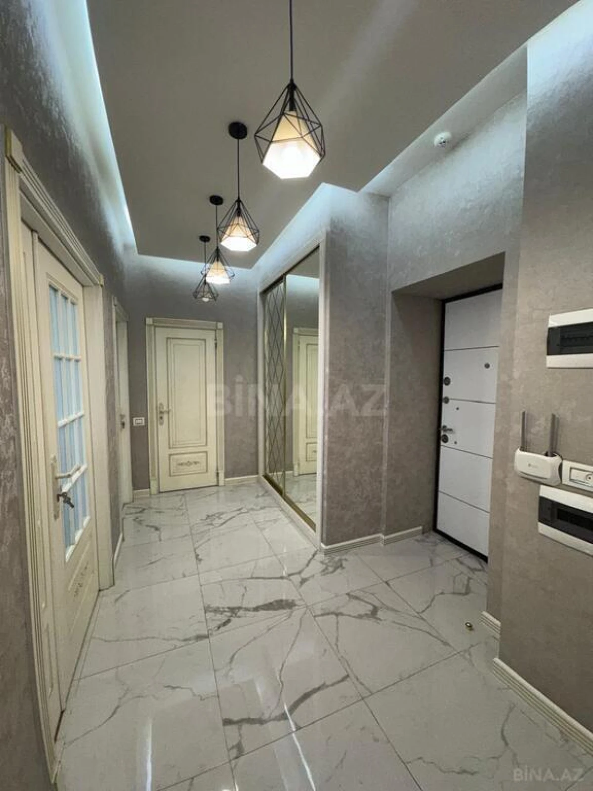 Satılır 3 otaqlı mənzil 100 m²