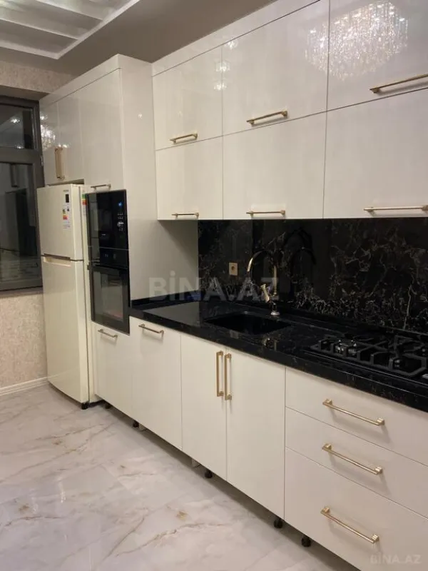 Satılır 3 otaqlı mənzil 100 m²
