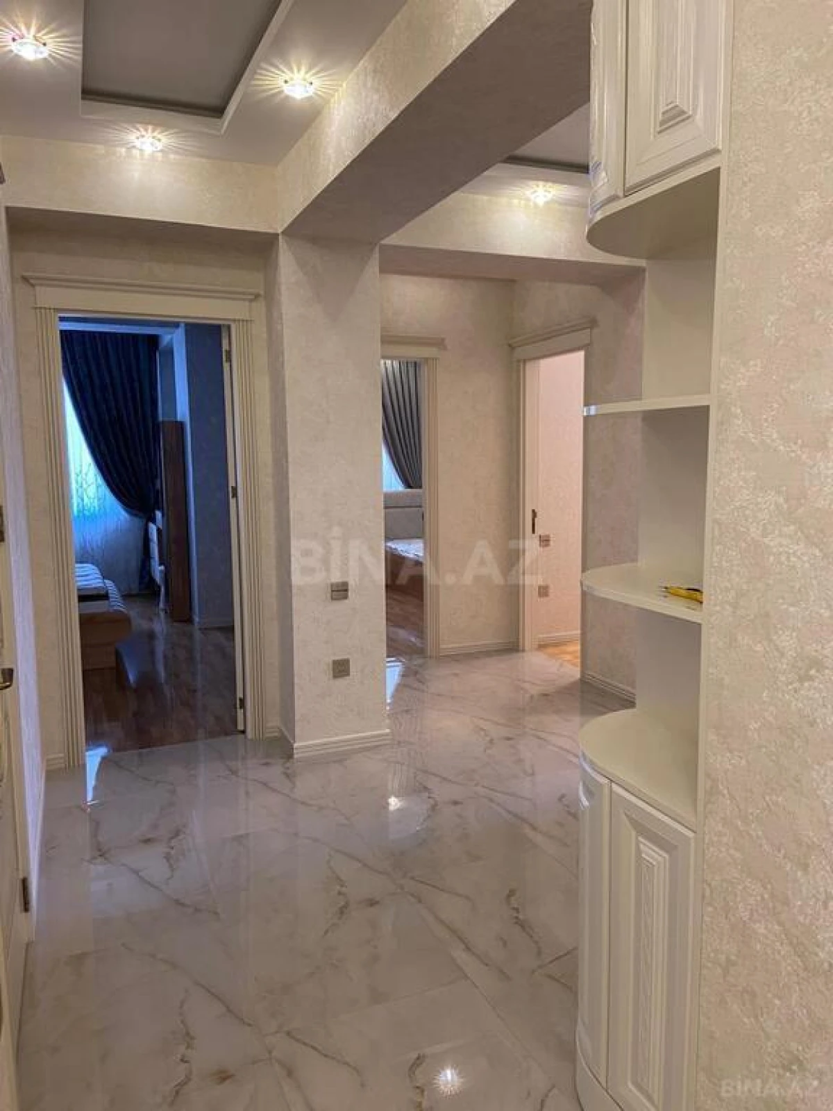 Satılır 3 otaqlı mənzil 100 m²