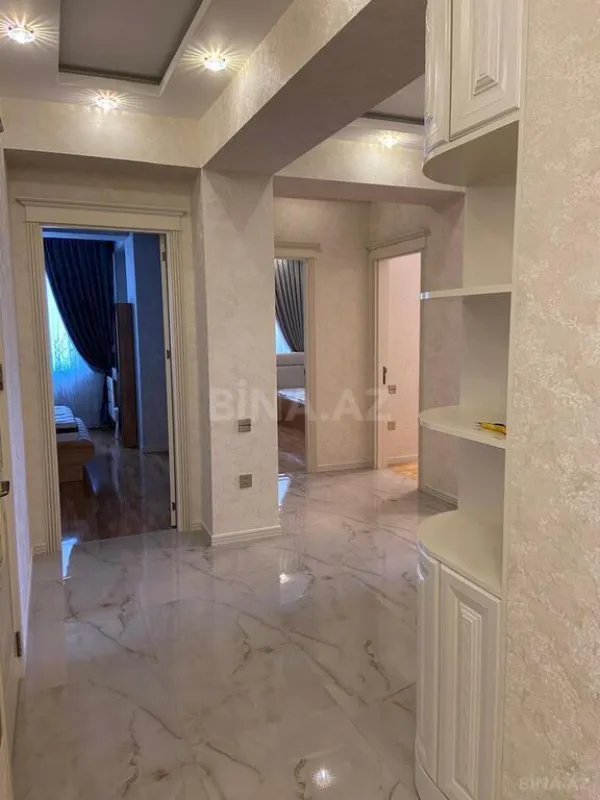 Satılır 3 otaqlı mənzil 100 m²