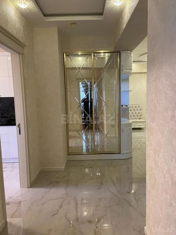 Satılır 3 otaqlı mənzil 100 m²